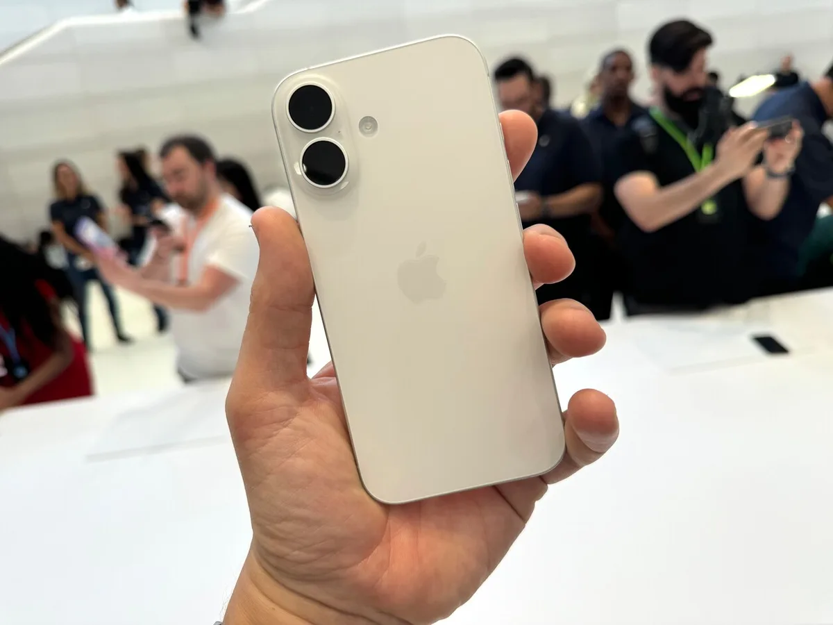 Apple heeft de nieuwe iPhone 16 gepresenteerd.