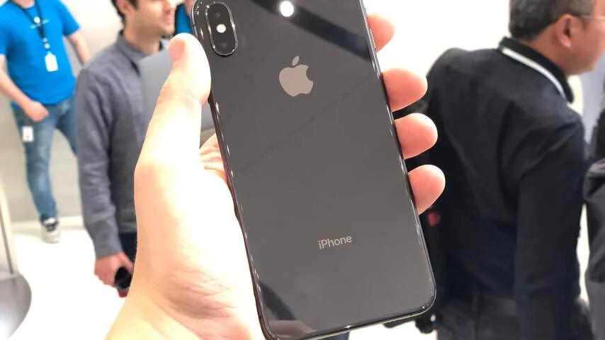 iPhone XS
