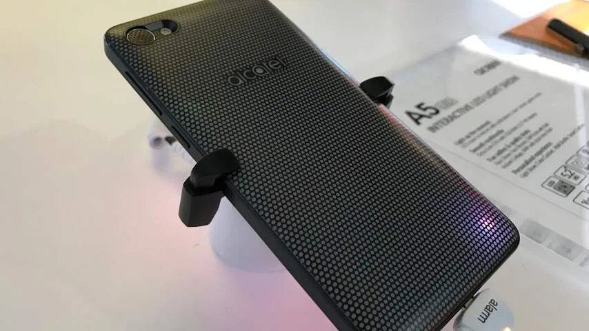 Alcatel A5 LED