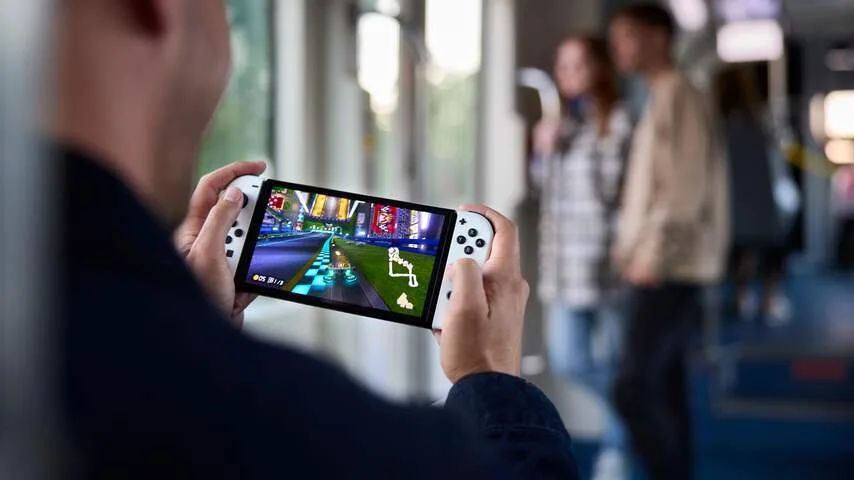 Review: De nieuwe Nintendo Switch moet het alleen van zijn scherm hebben